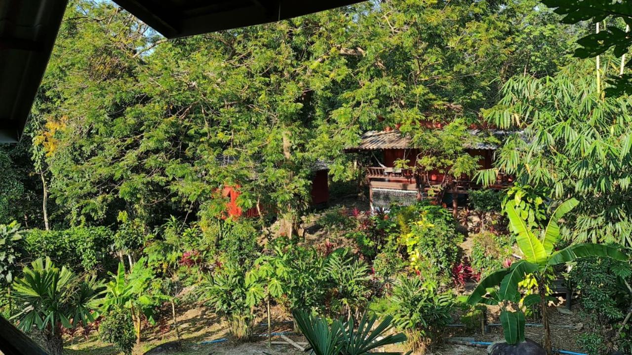 Hotel Wooden Hut Koh Kood Ko Kut Exterior foto