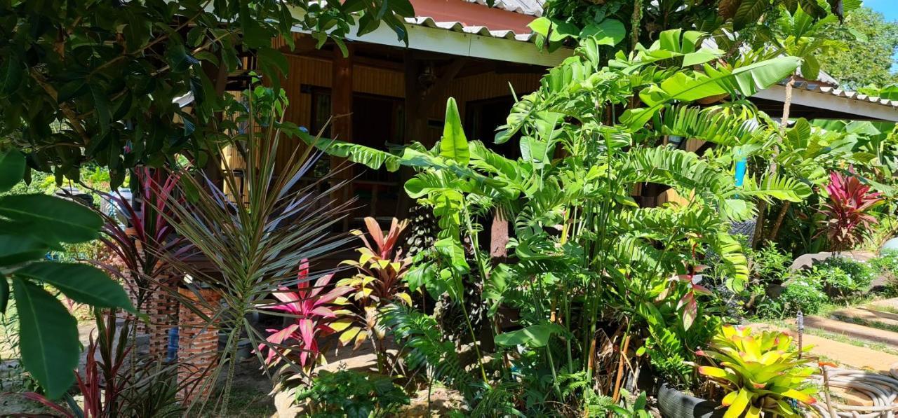 Hotel Wooden Hut Koh Kood Ko Kut Exterior foto