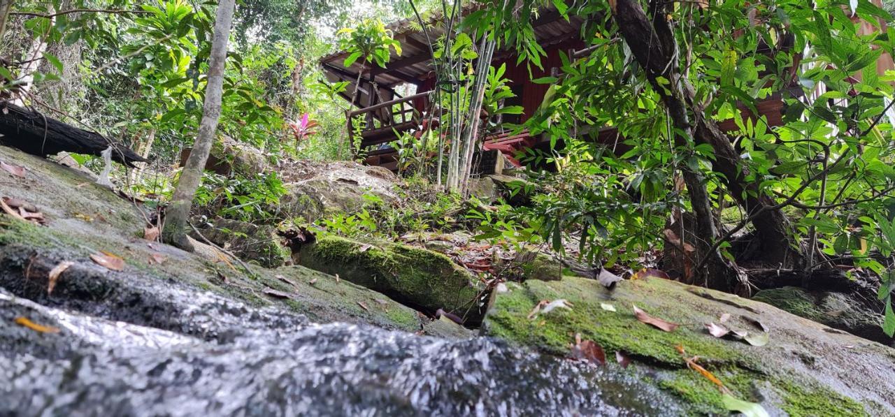 Hotel Wooden Hut Koh Kood Ko Kut Exterior foto